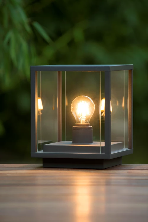 Lucide CLAIRE - Borne extérieur - 1xE27 - IP54 - Anthracite - ambiance 1